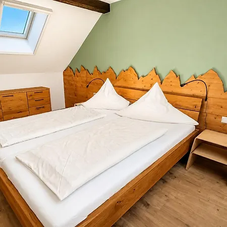 Roserhof Konukevi 3*