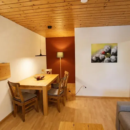 Roserhof Konukevi 3*